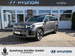 Grau Neu 2025 Hyundai Santa Fe Intro Edition SUV | 56.298 € (Fairer Preis)