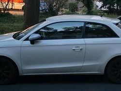 Weiß Gebraucht 2012 Audi A1 Kleinwagen | 4.999 €