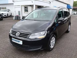 Deep black pearlescent Gebraucht 2013 VW Sharan Trendline Van / Kleinbus | 8.950 € (Fairer Preis)