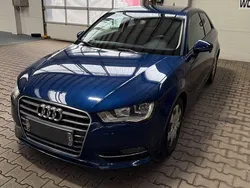 Blau Gebraucht 2015 Audi A3 Ambition Limousine | 8.999 € (Superpreis)