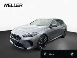 Skyscraper grau (grau) Gebraucht 2024 BMW M135 Comfort Edition Kleinwagen | 52.430 €
