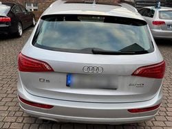 Grün Gebraucht 2009 Audi Q5 Premium SUV | 12.000 € (Guter Preis)