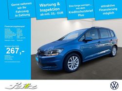 Blau Gebraucht 2017 VW Touran Comfortline Van / Kleinbus | 18.260 € (Teuer)