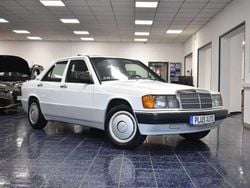 Weiß Gebraucht 1989 Mercedes 190 Limousine | 7.870 €