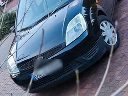 Schwarz Gebraucht 2002 Ford Fiesta Kleinwagen | 1.850 € (Fairer Preis)