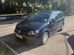 Blau Gebraucht 2010 VW Touran Trendline Van / Kleinbus | 3.950 € (Guter Preis)
