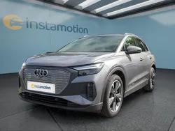 Grau Gebraucht 2023 Audi Q4 e-tron SUV | 27.499 € (Guter Preis)