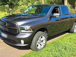 Grau Gebraucht 2015 Dodge Ram Abholung | 36.500 € (Teuer)