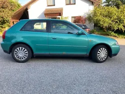 Grün Gebraucht 2000 Audi A3 Kleinwagen | 1.000 € (Guter Preis)