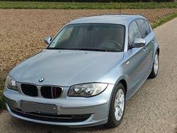 Blau Gebraucht 2011 BMW 116 Kleinwagen | 5.900 € (Fairer Preis)