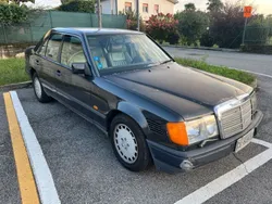 Schwarz Gebraucht 1999 Mercedes 250 Limousine | 2.800 €