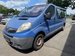 Grau Gebraucht 2008 Opel Vivaro Van | 6.400 €