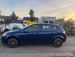 Blau Gebraucht 2005 Opel Astra Basis Limousine | 1.699 € (Fairer Preis)
