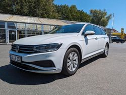 Weiß Gebraucht 2019 VW Passat Kombi | 16.600 € (Fairer Preis)