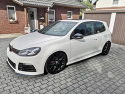 Weiß Gebraucht 2011 VW Golf VI Edition Limousine | 14.000 € (Teuer)