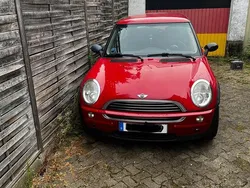 Rot Gebraucht 2002 Mini Cooper Kleinwagen | 1.000 €