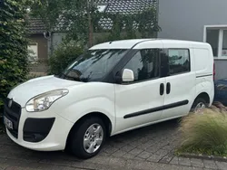 Weiß Gebraucht 2010 Fiat Doblò Dynamic Van / Kleinbus | 4.400 € (Fairer Preis)