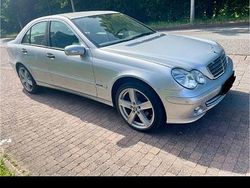 Silber Gebraucht 2005 Mercedes C280 Classic Limousine | 3.399 € (Fairer Preis)