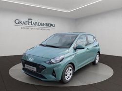 Grün Neu 2025 Hyundai i10 Select Kleinwagen | 15.461 € (Guter Preis)