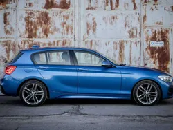 Blau Gebraucht 2018 BMW 118 Kleinwagen | 13.100 € (Fairer Preis)