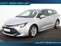 Silber Gebraucht 2020 Toyota Corolla Kombi | 16.850 € (Fairer Preis)