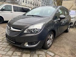 Grau Gebraucht 2015 Opel Meriva Innovation Van / Kleinbus | 6.800 € (Fairer Preis)