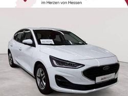 Weiß Gebraucht 2022 Ford Focus Cool & Connect Limousine | 17.789 € (Guter Preis)