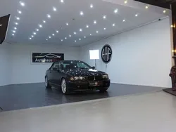 Schwarz Gebraucht 2001 BMW 320 Cabriolet Sport Line Cabrio | 15.997 € (Teuer)