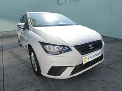 Weiß Gebraucht 2023 Seat Ibiza Style Limousine | 15.740 € (Fairer Preis)