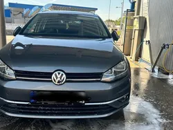 Grau Gebraucht 2017 VW Golf VII Comfortline Kombi | 10.800 € (Guter Preis)