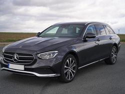 Grau Gebraucht 2022 Mercedes E300 Kombi | 38.990 € (Fairer Preis)