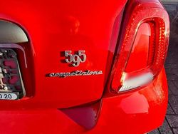 Rot Gebraucht 2021 Fiat 500 Abarth Kleinwagen | 23.000 €