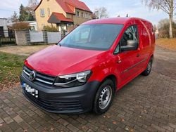Rot Gebraucht 2016 VW Caddy Van / Kleinbus | 6.000 € (Guter Preis)