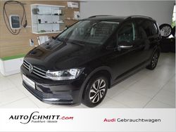Schwarz Gebraucht 2022 VW Touran Active Van / Kleinbus | 31.880 € (Etwas zu teuer)