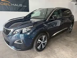 Blau Gebraucht 2017 Peugeot 5008 Allure GT-Line Van / Kleinbus | 16.980 € (Teuer)