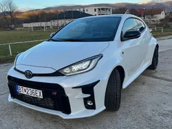 Weiß Gebraucht 2020 Toyota Yaris Limousine | 29.999 € (Guter Preis)