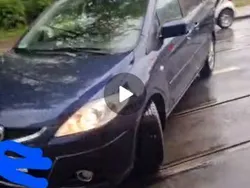Blau Gebraucht 2009 Mazda 5 Exclusive Van / Kleinbus | 5.999 € (Teuer)