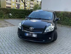 Schwarz Gebraucht 2010 Toyota Auris Limousine | 5.500 € (Fairer Preis)