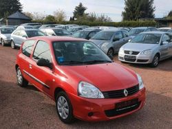 Rot Gebraucht 2009 Renault Clio II Authentique Limousine | 2.499 € (Fairer Preis)