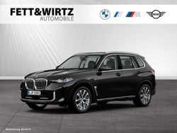Black sapphire metallic Gebraucht 2024 BMW X5 Sport Line SUV | 79.890 € (Superpreis)