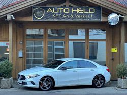 Weiß Gebraucht 2020 Mercedes A200 Night Limousine | 24.990 € (Fairer Preis)