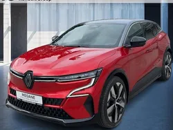 Grau Gebraucht 2024 Renault Mégane Komfort Limousine | 37.690 € (Fairer Preis)
