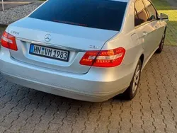 Silber Gebraucht 2009 Mercedes E220 Elegance Limousine | 6.999 € (Fairer Preis)