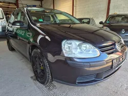 Black magic perleffekt Gebraucht 2005 VW Golf IV Trendline Kleinwagen | 2.499 € (Etwas zu teuer)