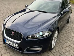 Blau Gebraucht 2015 Jaguar XF Sportbrake R-Sport Kombi | 14.900 €