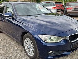 Blau Gebraucht 2013 BMW 320 Sport Line Kombi | 6.800 € (Fairer Preis)