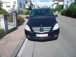 Schwarz Gebraucht 2010 Mercedes B160 Van / Kleinbus | 5.200 € (Fairer Preis)