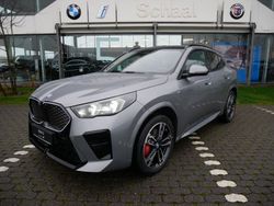 Grau Gebraucht 2024 BMW iX2 M Sport SUV | 58.990 € (Fairer Preis)