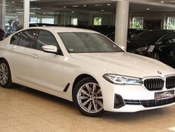 Weiß Gebraucht 2021 BMW 520 Sport Line Limousine | 29.980 € (Superpreis)