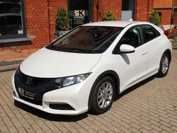 Weiß Gebraucht 2013 Honda Civic Comfort Limousine | 8.800 € (Fairer Preis)